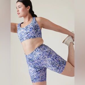Athleta Set Ultimate Stash 7" Bike Shorts and Sports Bra in Flare Abstract Blue